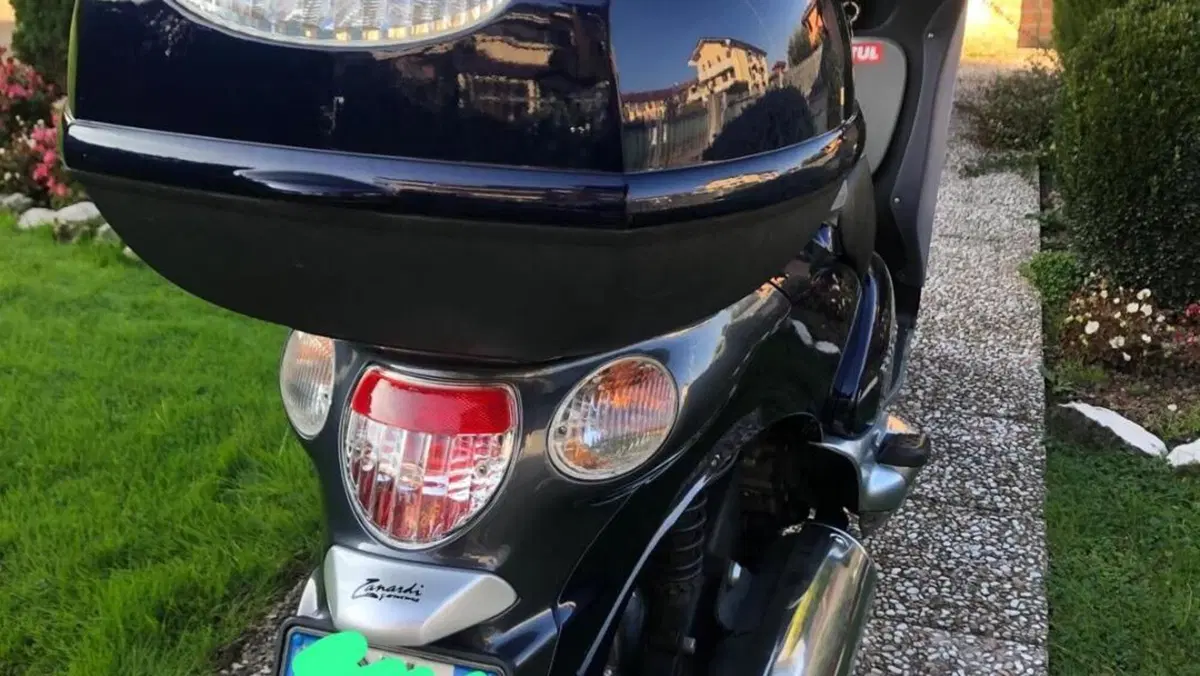 Aprilia Scarabeo 500 (2002 - 06)  (7)