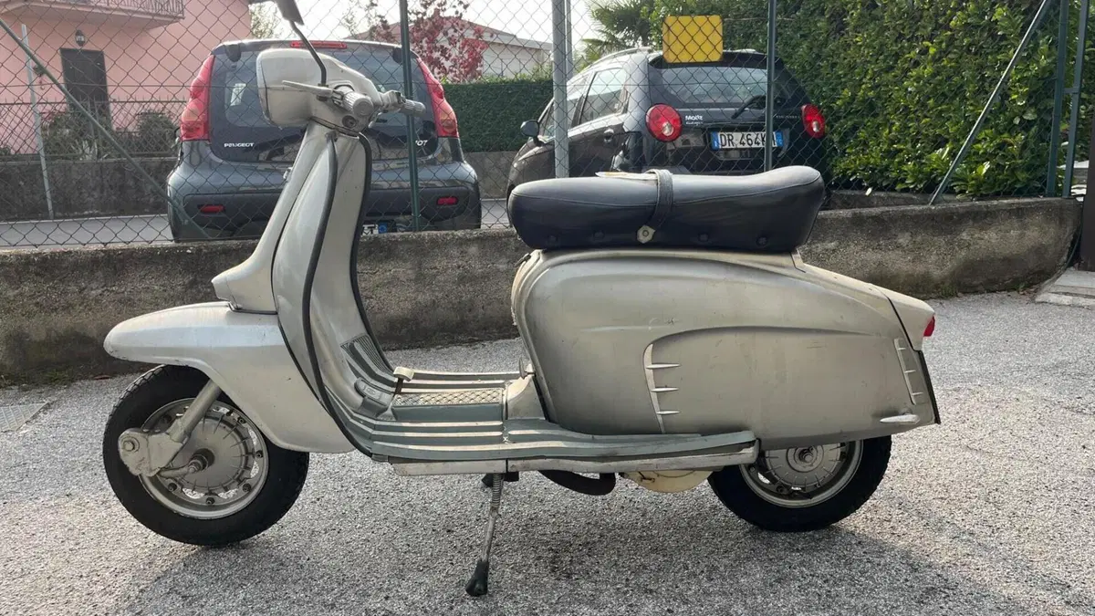 Lambretta   (2)