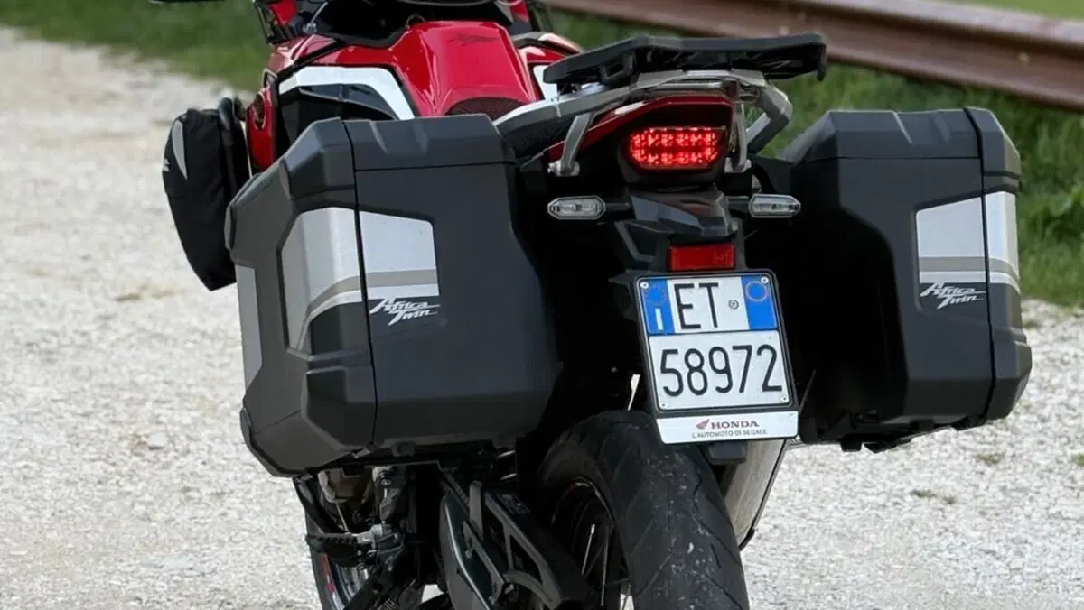 Honda Africa Twin CRF 1100L Urban (2020 - 21)  (7)