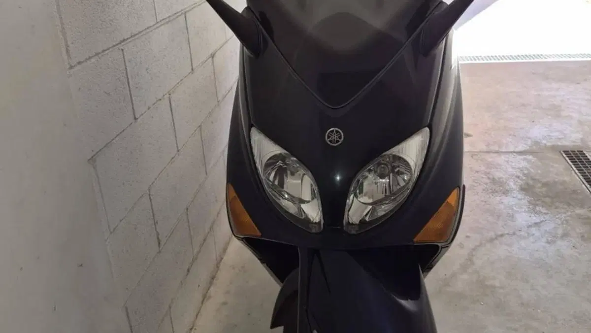 Yamaha T-Max 500 (2001 - 03)  (5)
