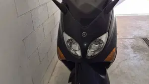 Yamaha T-Max 500 (2001 - 03)  (5)