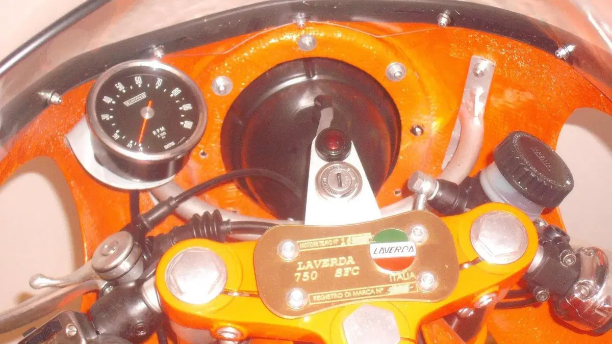 Laverda   (2)