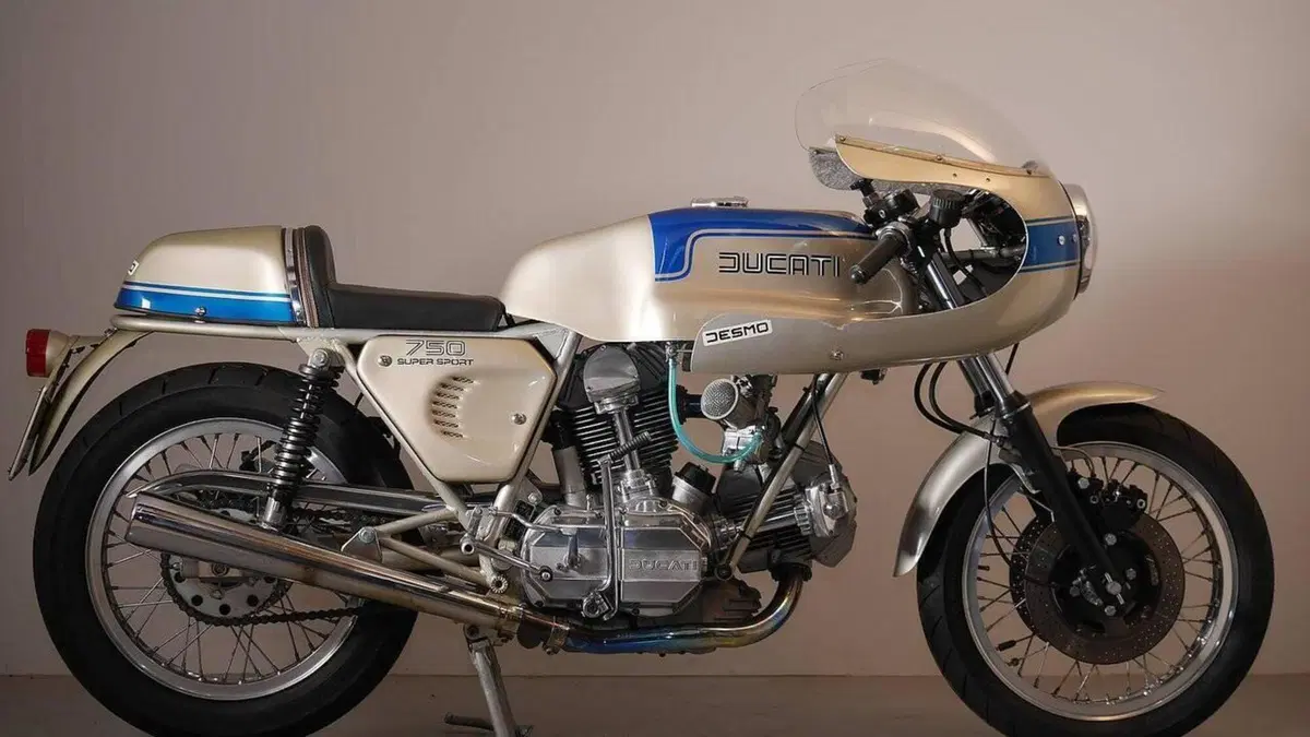 Ducati   (2)