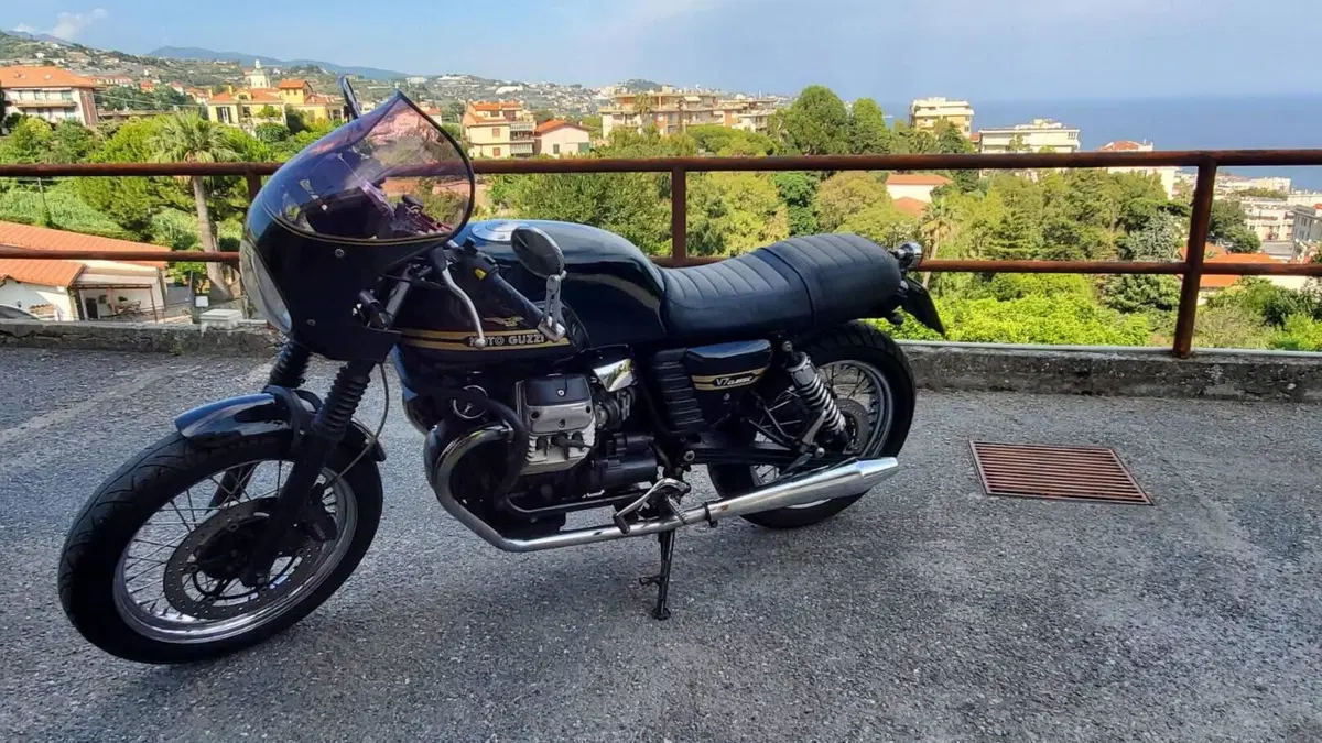 Moto Guzzi V7 Classic (2008 - 12)  (4)