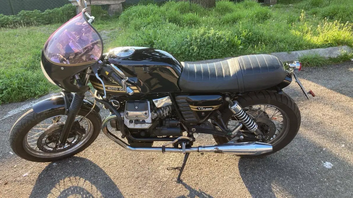 Moto Guzzi V7 Classic (2008 - 12)  (7)