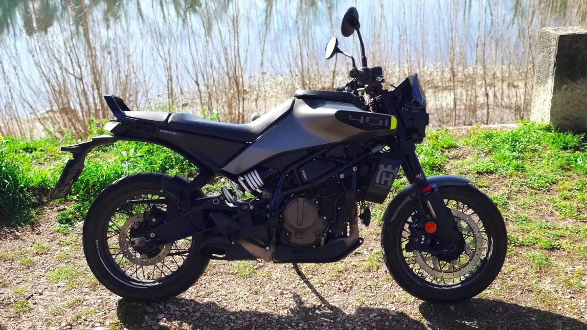 Husqvarna Svartpilen 401 (2024 - 26)  (16)