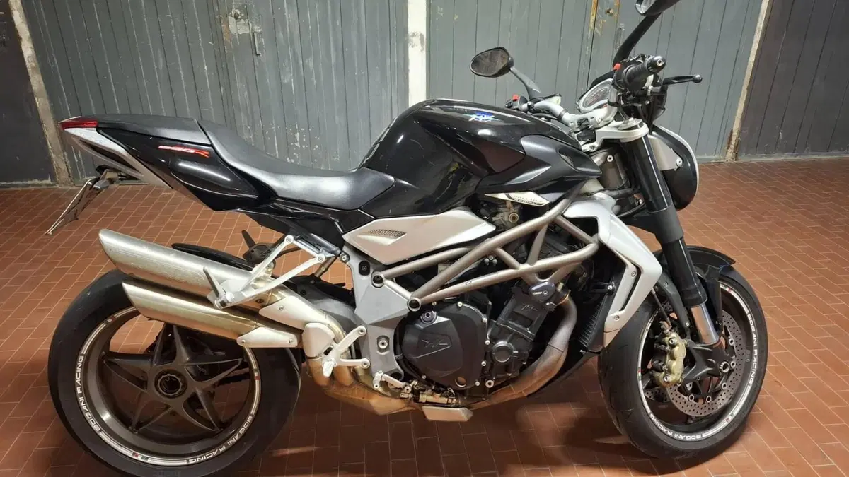 MV Agusta Brutale 990 R (2009 - 12) 