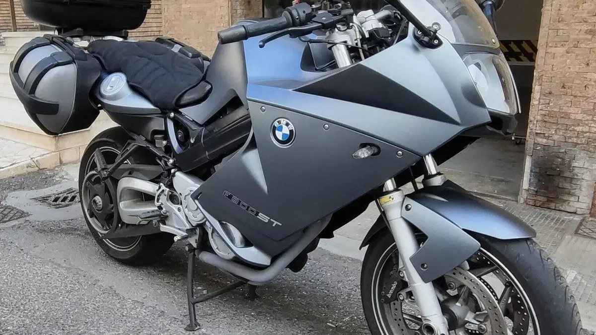 Bmw F 800 ST  (2)