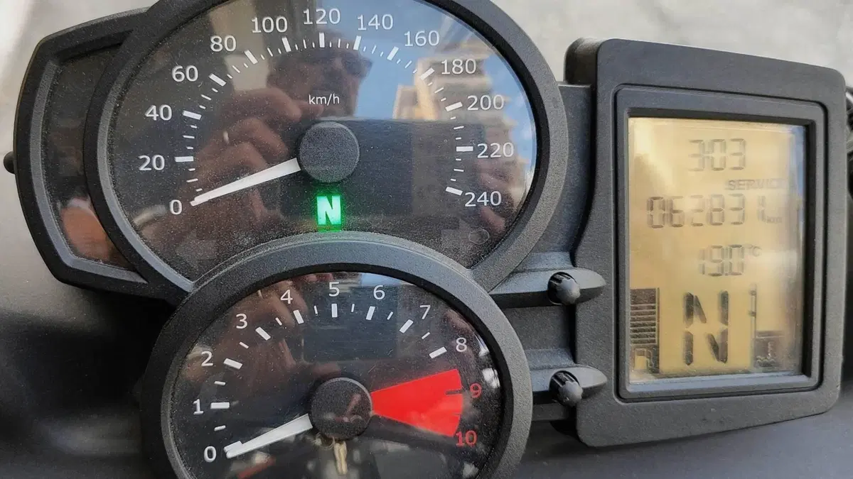 Bmw F 800 ST  (5)