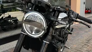 Husqvarna Vitpilen 701 (2018 - 19)  (2)