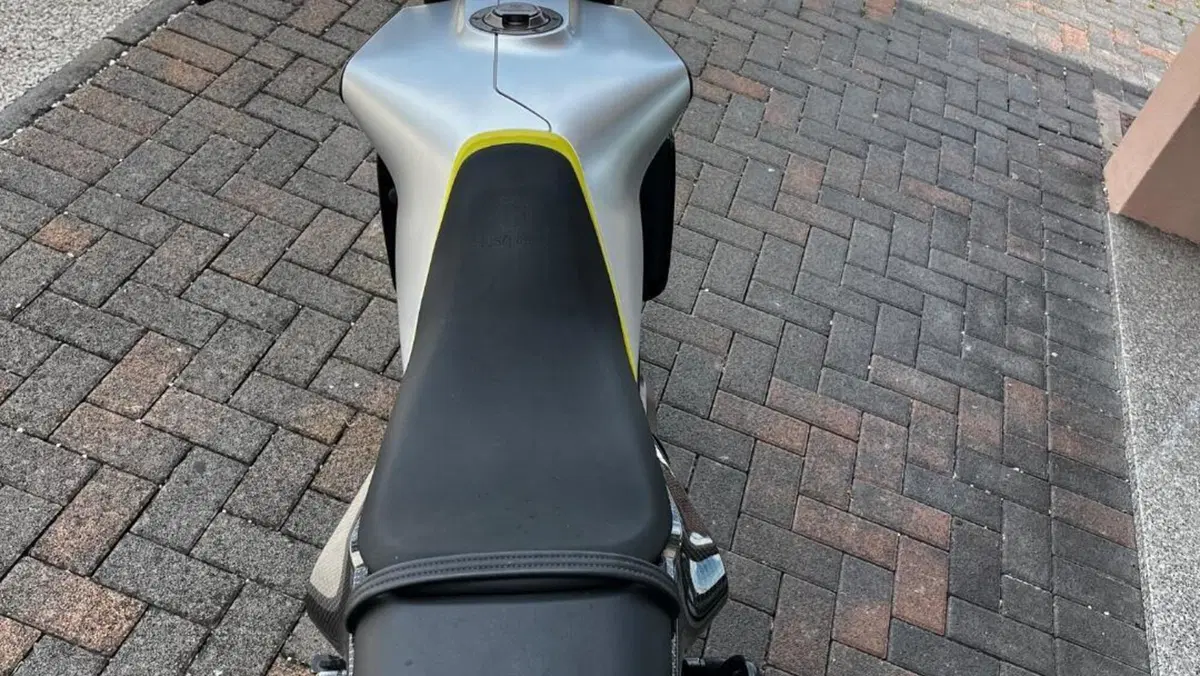 Husqvarna Vitpilen 701 (2018 - 19)  (9)