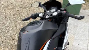 KTM RC 125 ABS (2015 - 16)  (6)