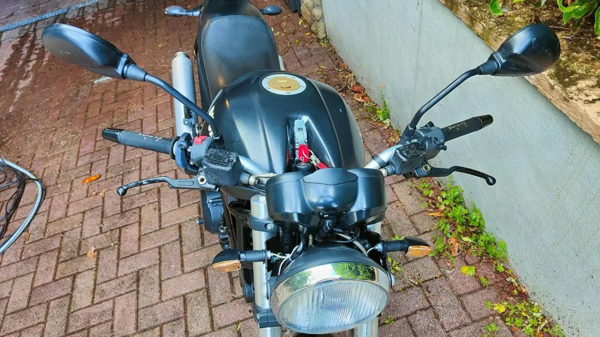 Ducati Monster 695 (2006 - 08)  (5)