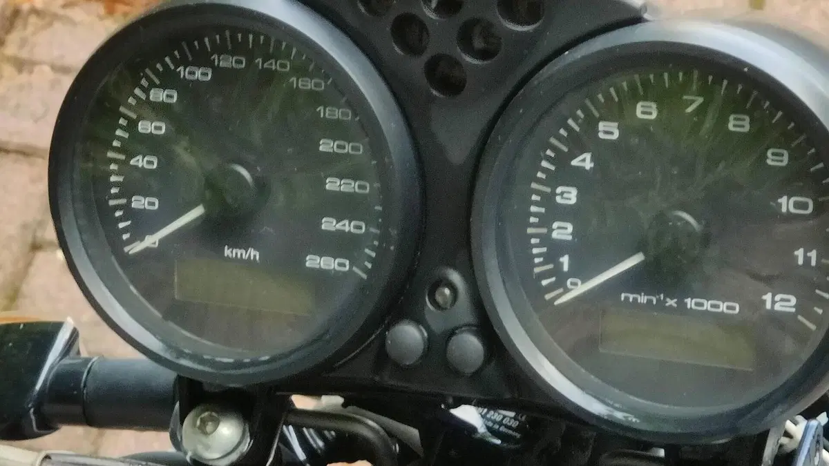 Ducati Monster 695 (2006 - 08)  (7)