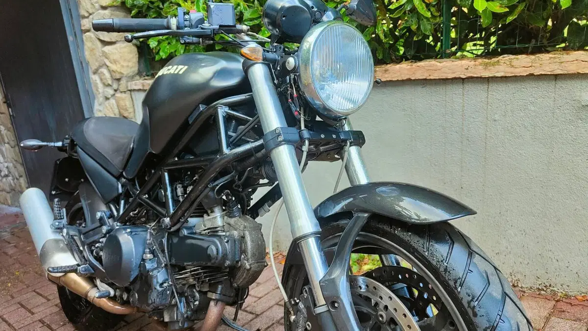 Ducati Monster 695 (2006 - 08)  (8)