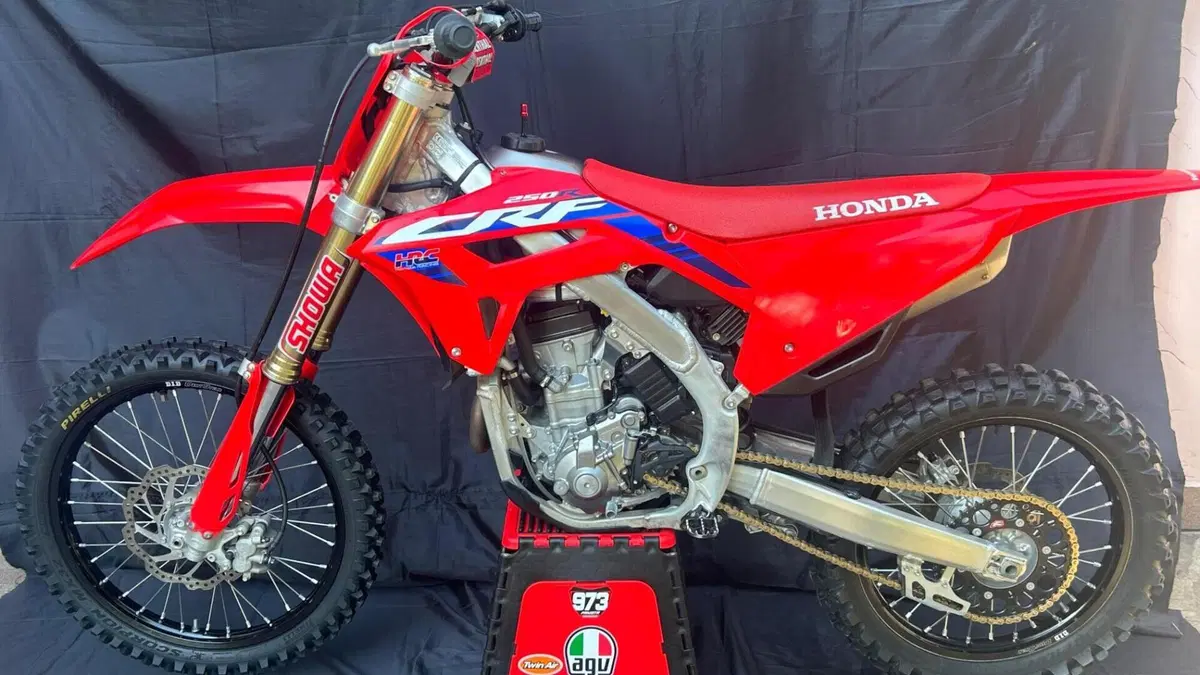 Honda CRF 250R (2024)  (2)
