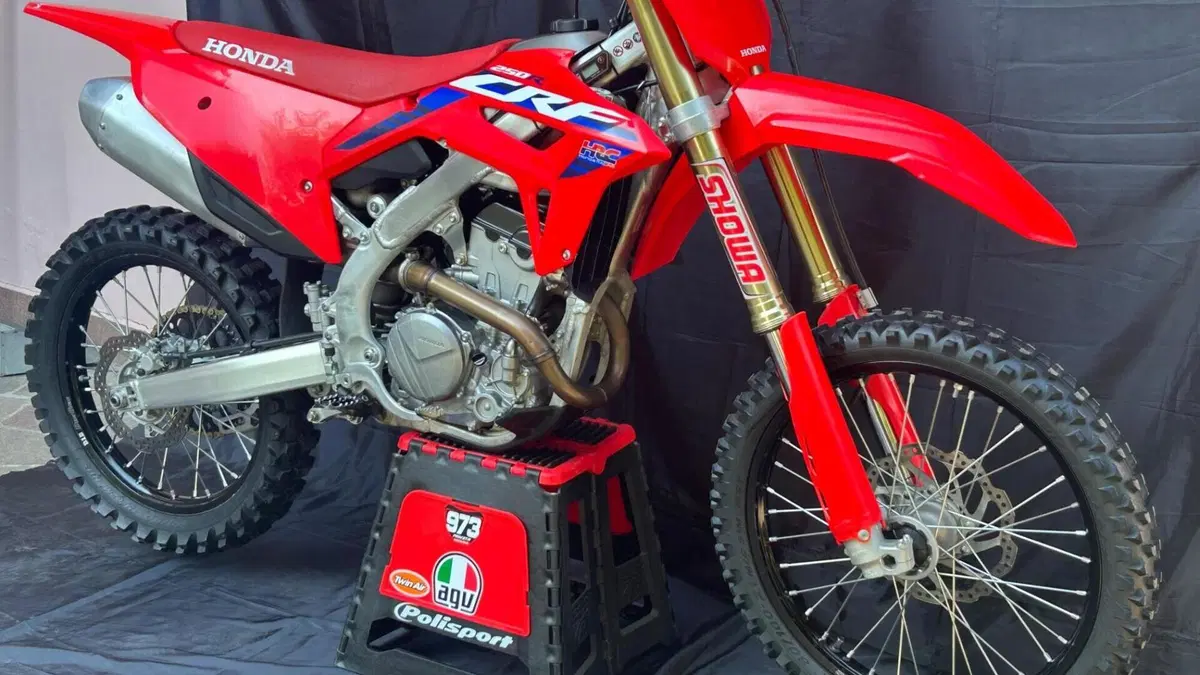 Honda CRF 250R (2024)  (3)