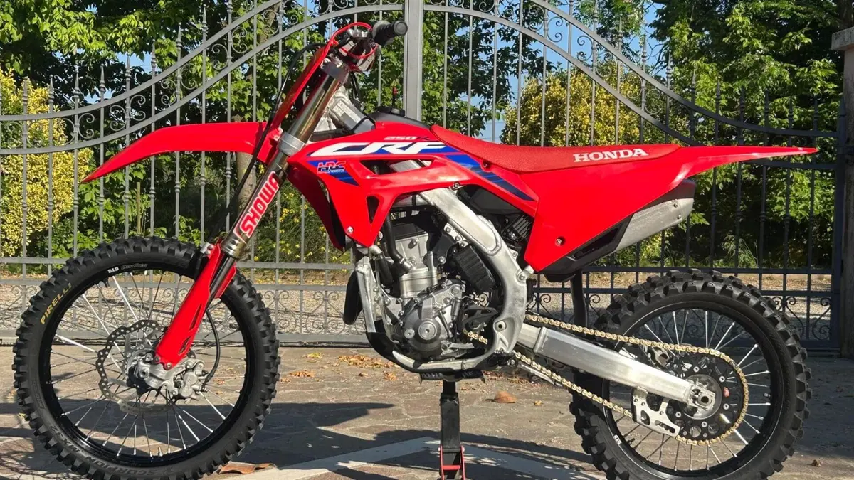 Honda CRF 250R (2024)  (7)