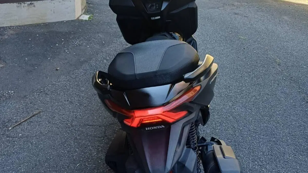 Honda Forza 350 (2022 - 24)  (4)