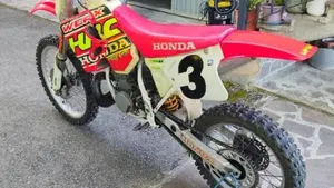 Honda CR 250  (3)
