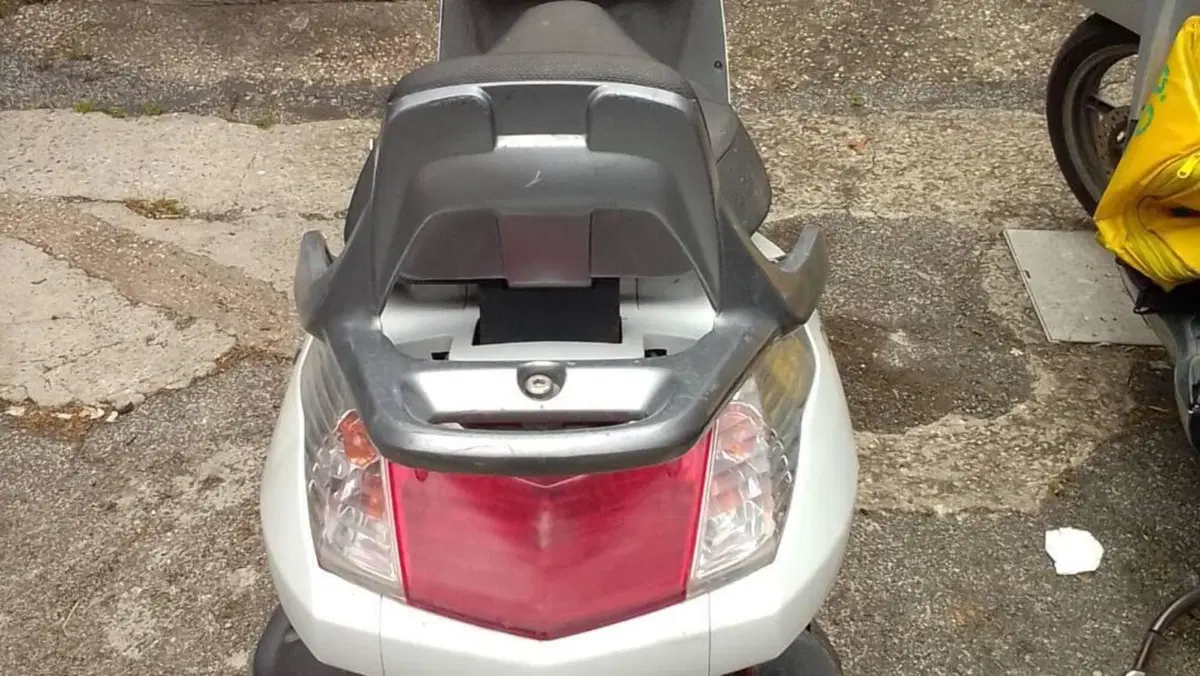 Kymco Dink 200i DD (2007 - 17)  (4)