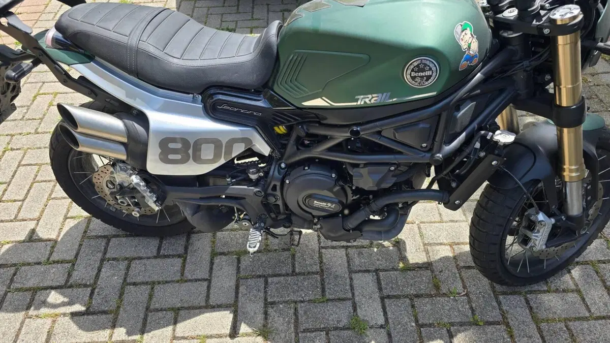 Benelli Leoncino 800 Trail (2022 - 26) 