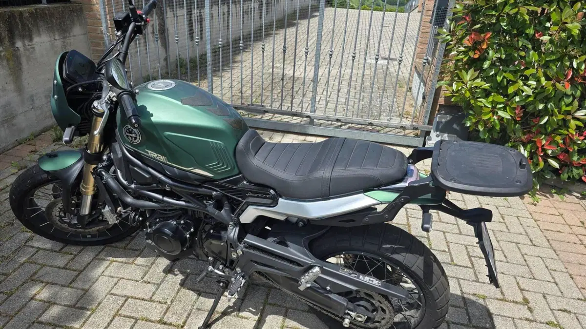 Benelli Leoncino 800 Trail (2022 - 26)  (3)