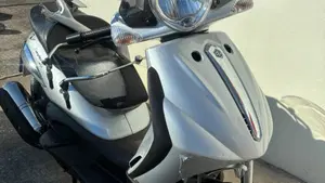 Piaggio Beverly 500 