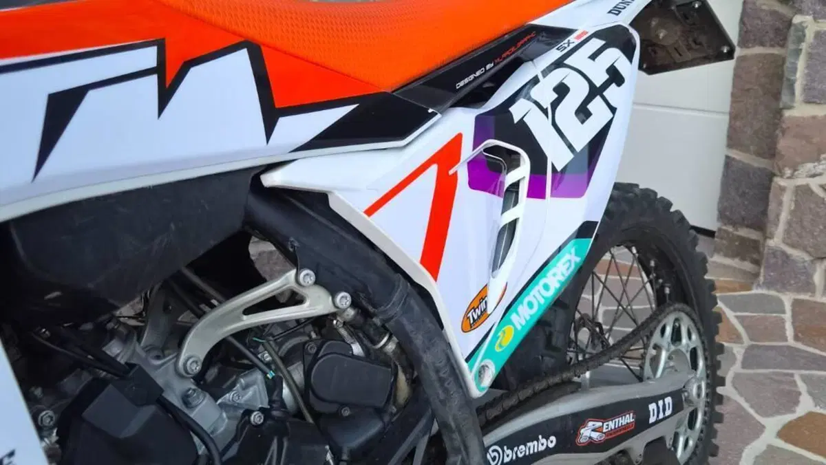 KTM 125 SX (2023)  (3)
