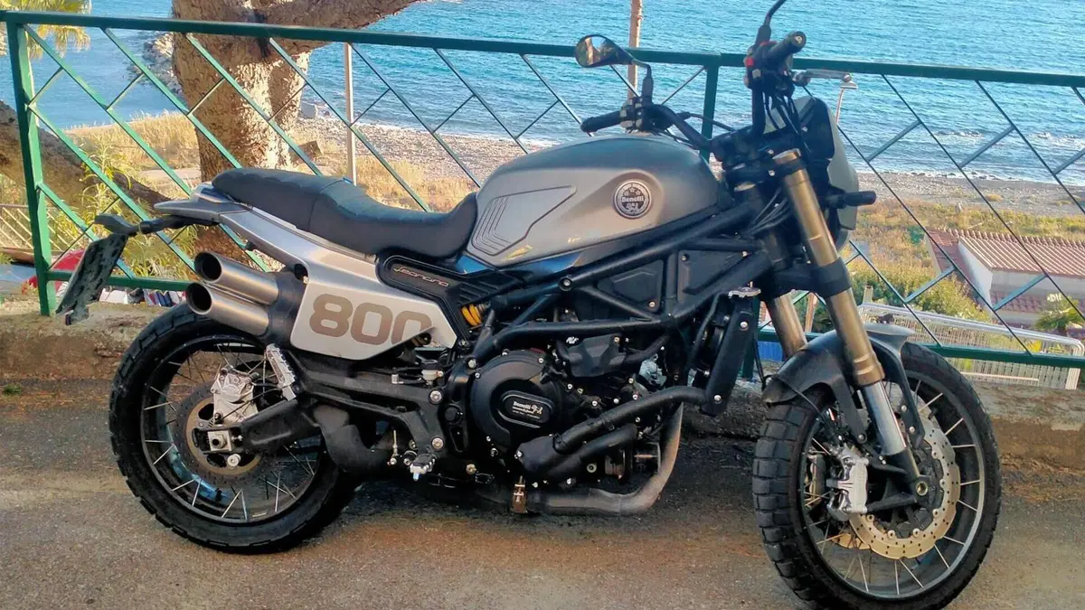 Benelli Leoncino 800 Trail (2022 - 26) 