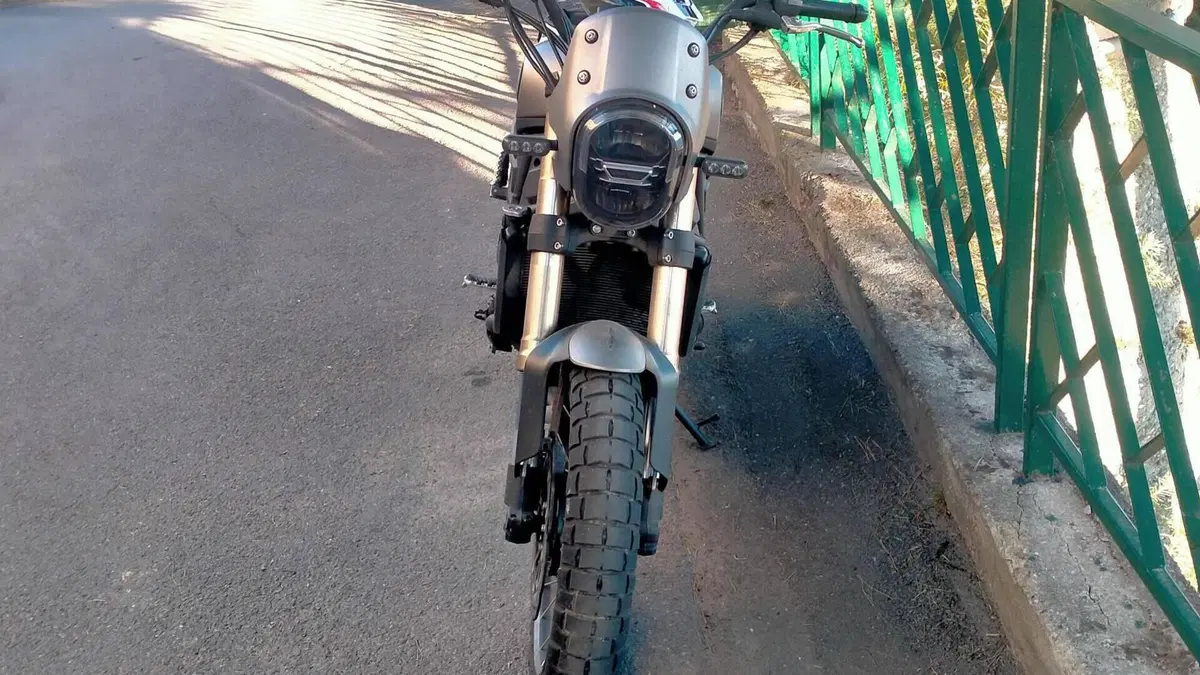 Benelli Leoncino 800 Trail (2022 - 26)  (2)