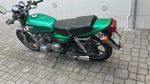 Kawasaki   (4)