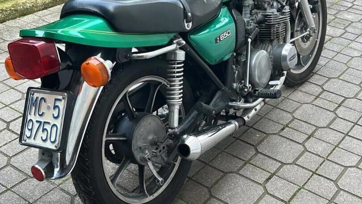 Kawasaki   (5)