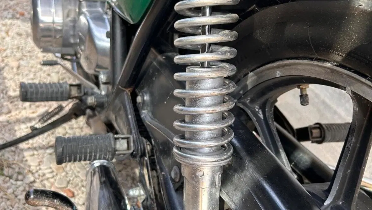 Kawasaki   (6)