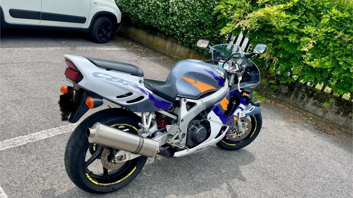 Honda   (2)