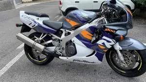 Honda   (3)