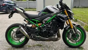Kawasaki Z 900 SE (2025 - 26)  (3)