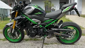 Kawasaki Z 900 SE (2025 - 26)  (4)