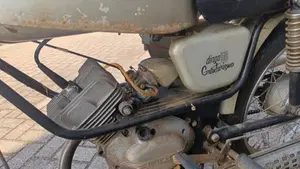 Moto Guzzi   (3)