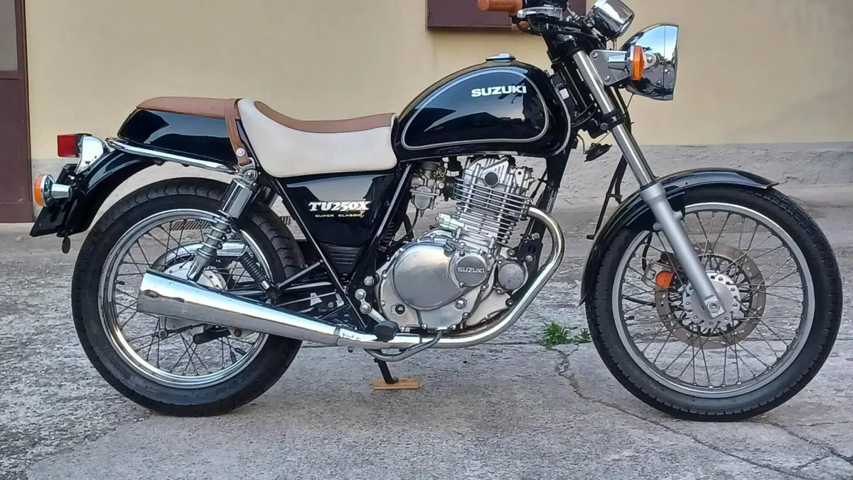 Suzuki TU 250 XX Super Classic (1996 - 00) 