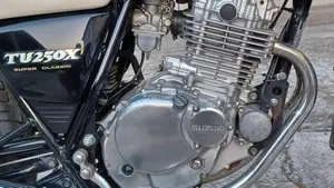 Suzuki TU 250 XX Super Classic (1996 - 00)  (8)