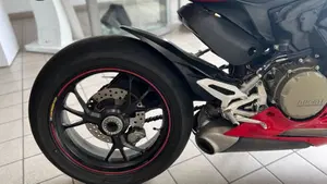 Ducati 1299 Panigale S (2015 - 18)  (8)
