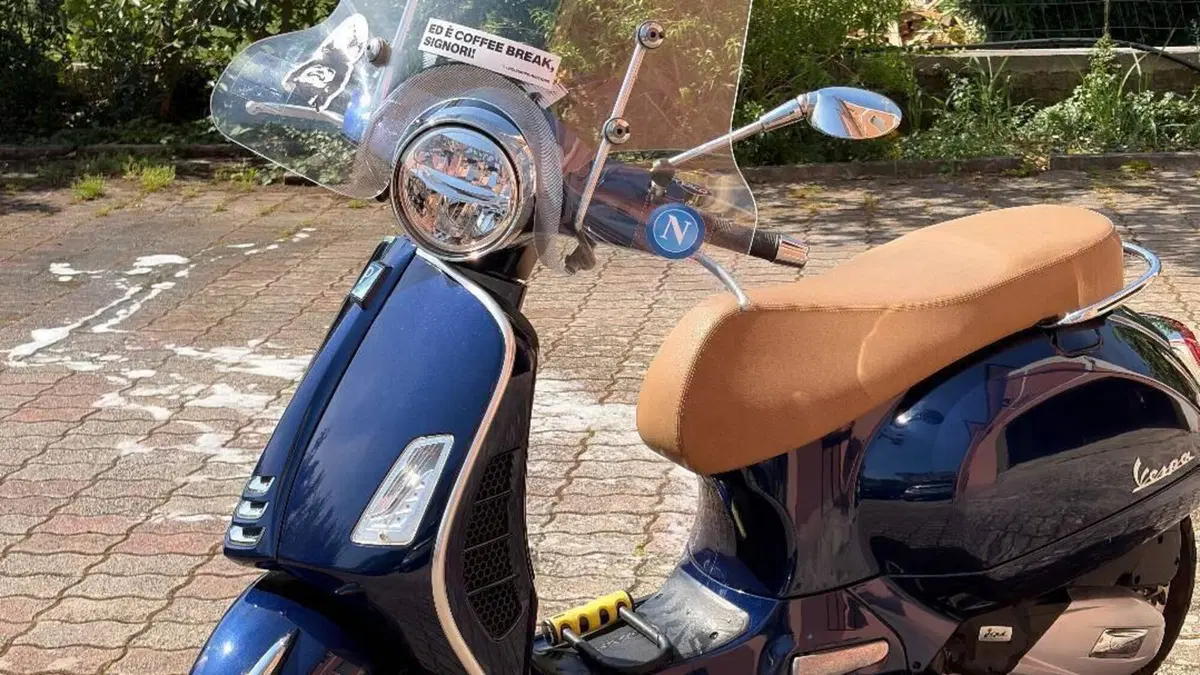 Vespa GTS 125 (2021 - 24) 