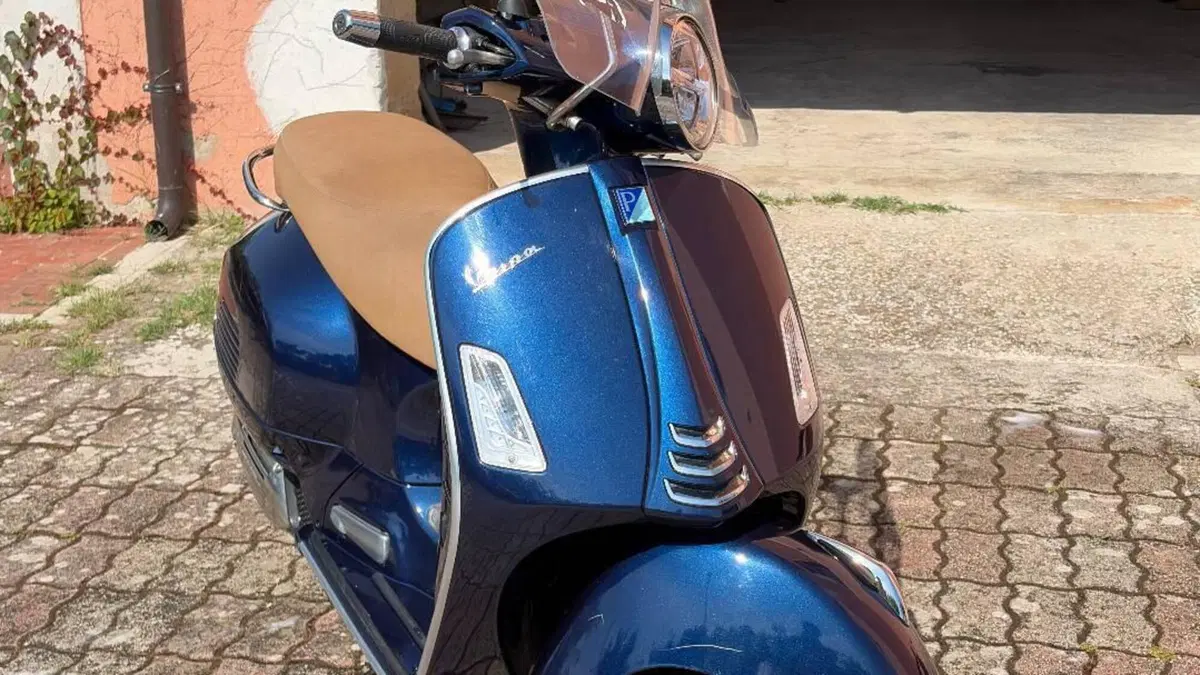 Vespa GTS 125 (2021 - 24)  (3)