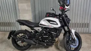Moto Morini SEIEMMEZZO STR (2022 - 26) 