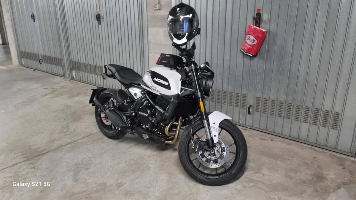 Moto Morini SEIEMMEZZO STR (2022 - 26)  (2)
