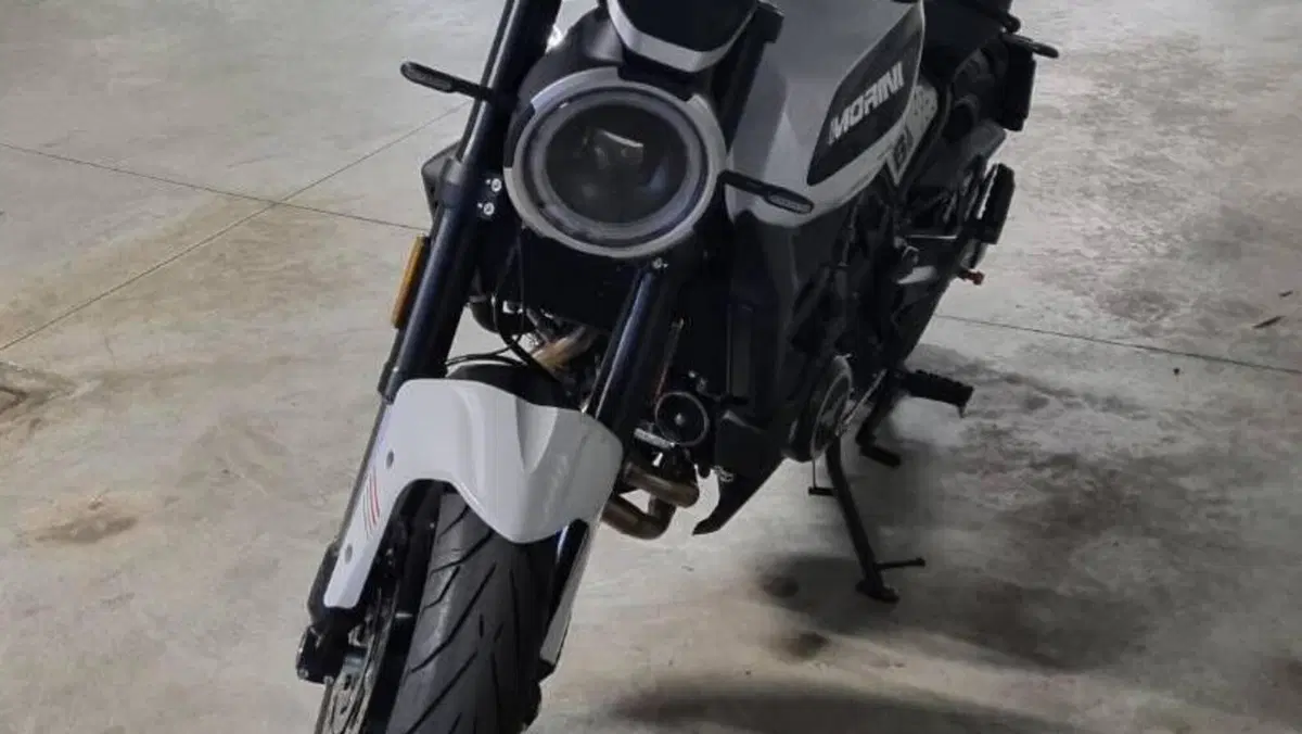 Moto Morini SEIEMMEZZO STR (2022 - 26)  (3)