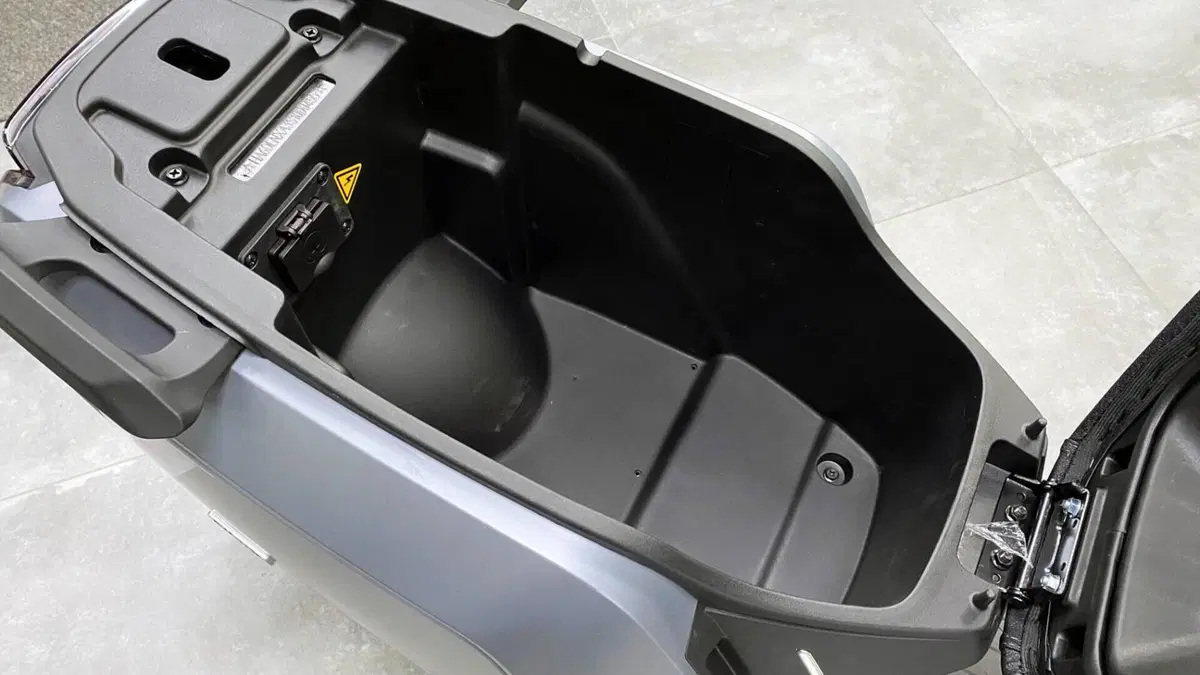 Niu NQiX 500 (2025 - 26)  (9)