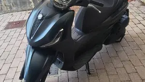 Piaggio Beverly 400 S ABS-ASR (2021 - 24) 