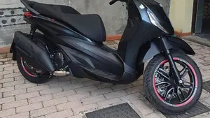 Piaggio Beverly 400 S ABS-ASR (2021 - 24)  (2)